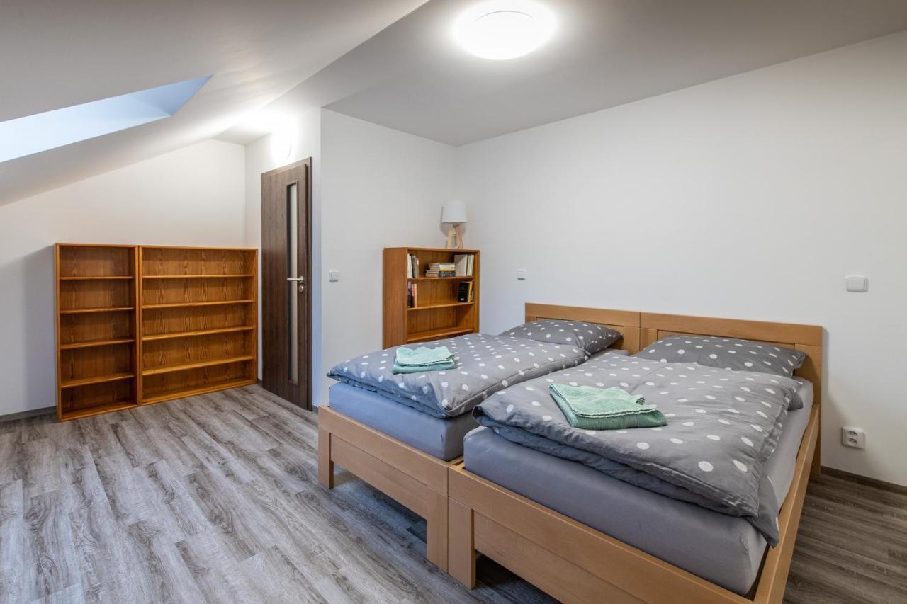 Apartman U Krizku ยีห์ลาวา ภายนอก รูปภาพ