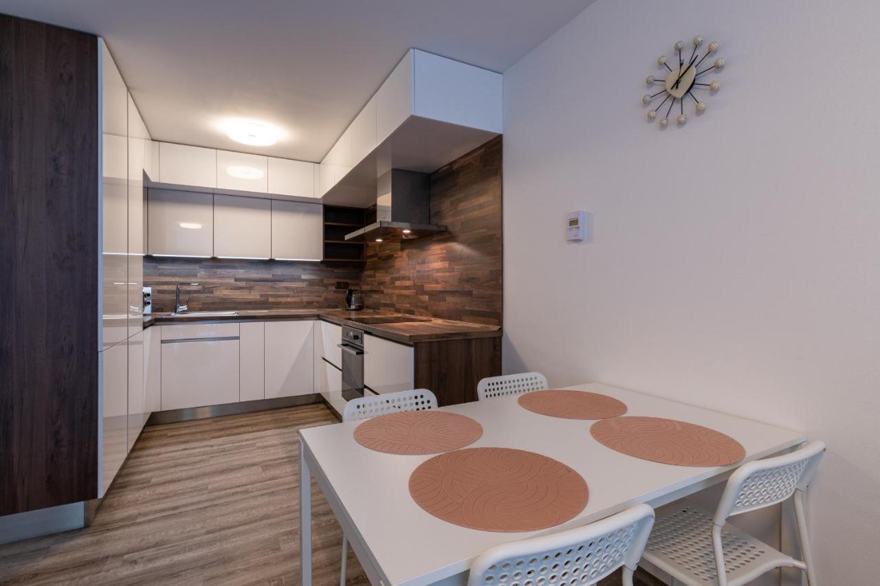 Apartman U Krizku ยีห์ลาวา ภายนอก รูปภาพ